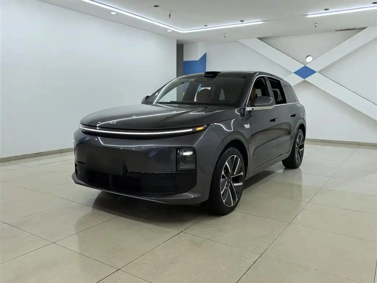 LI AUTO L6  2024