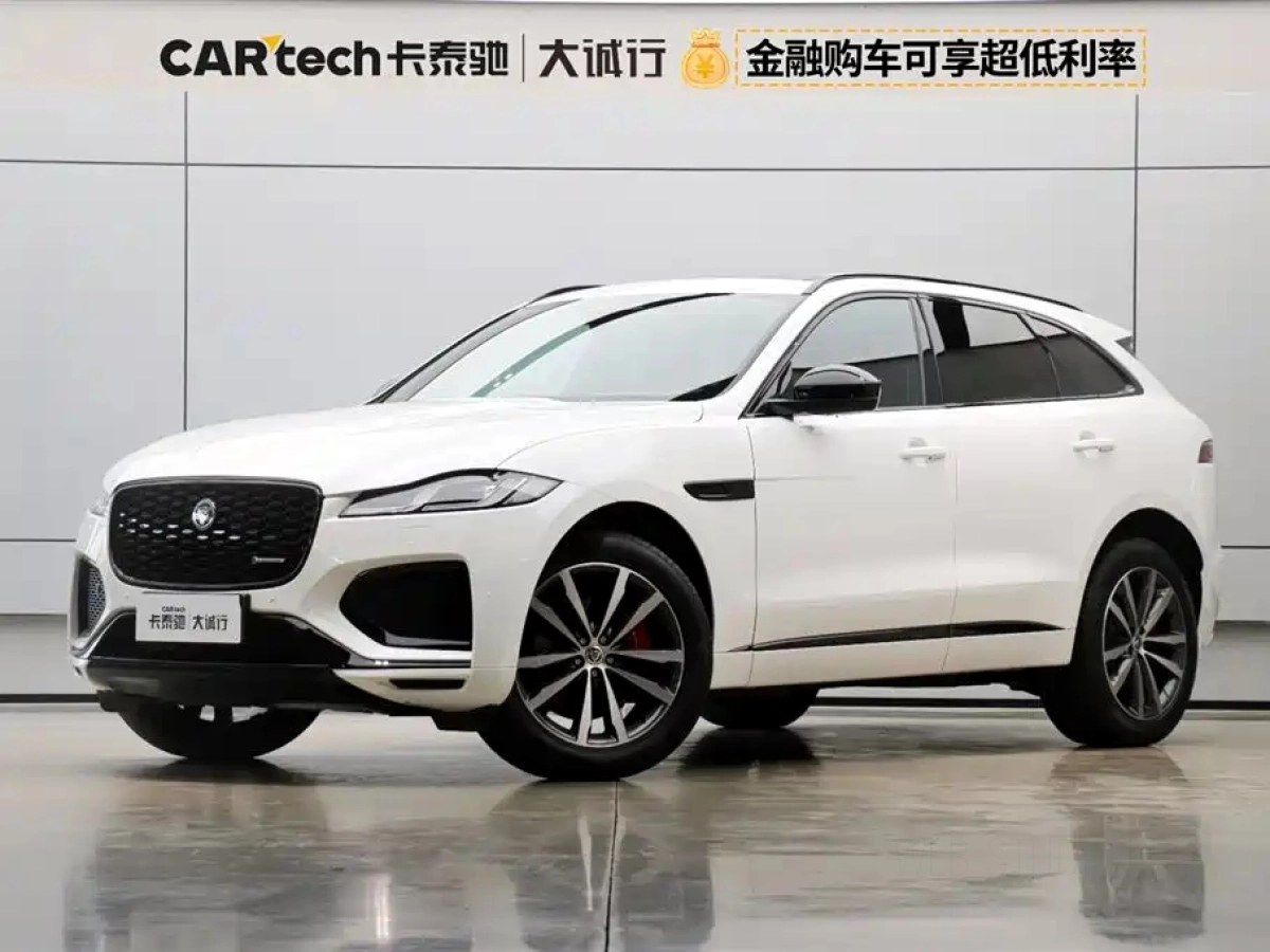 JAGUAR F-PACE  2024