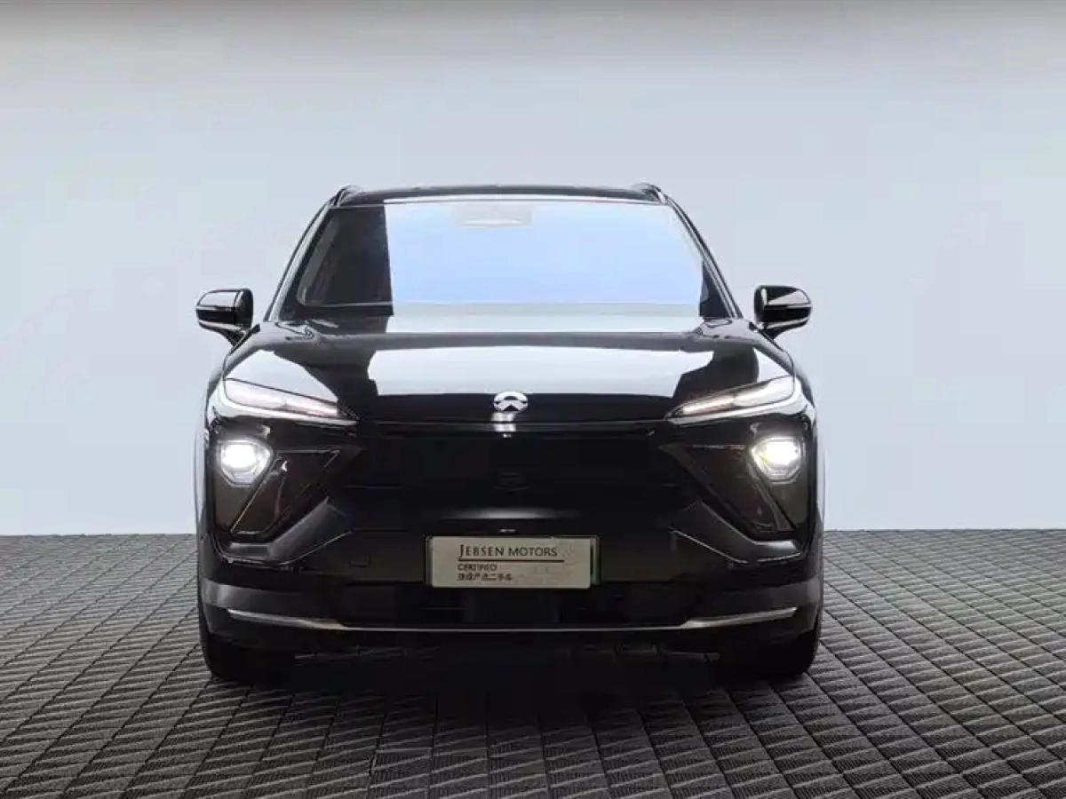 NIO ES6