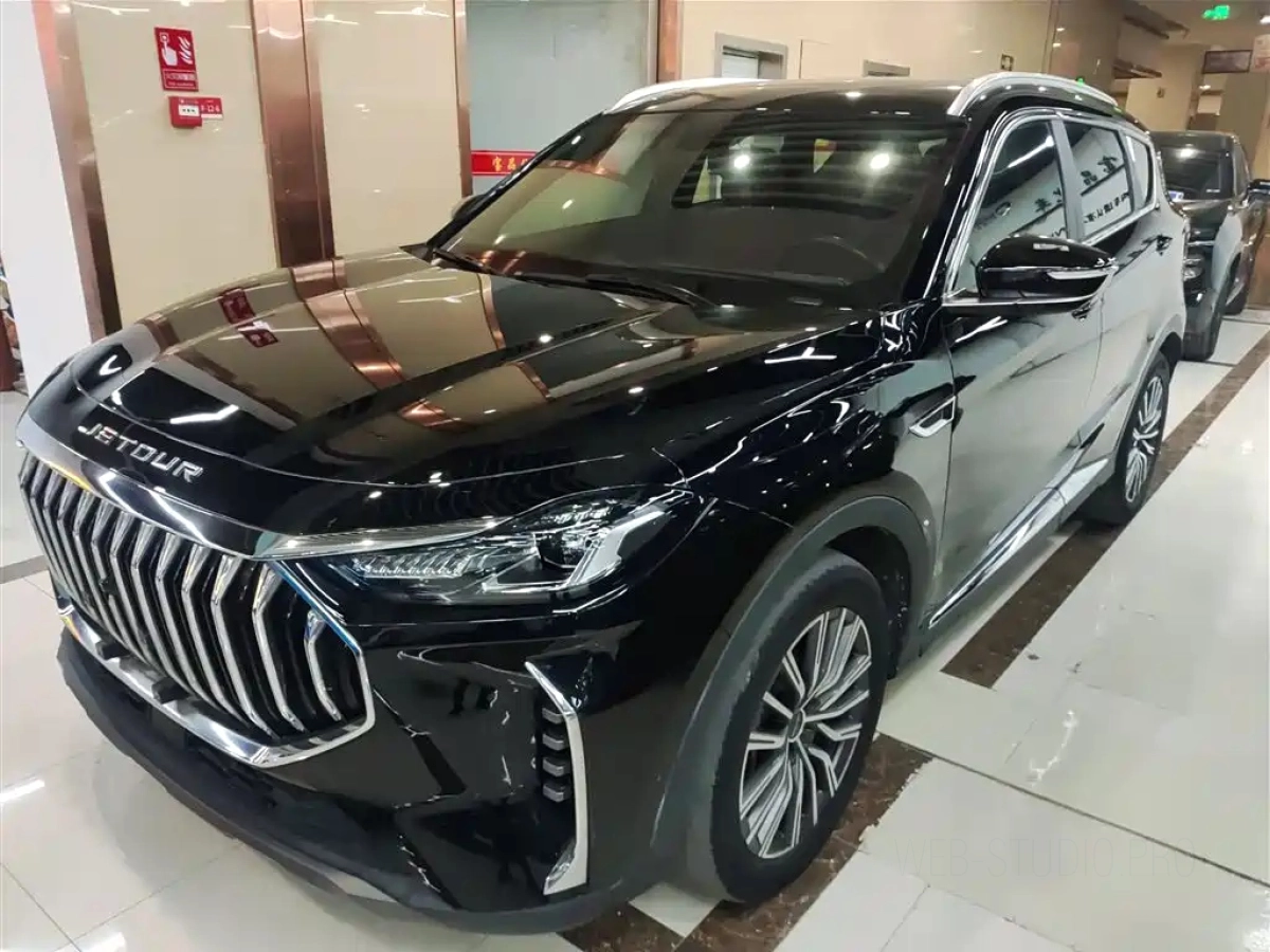 JETOUR X70 PLUS