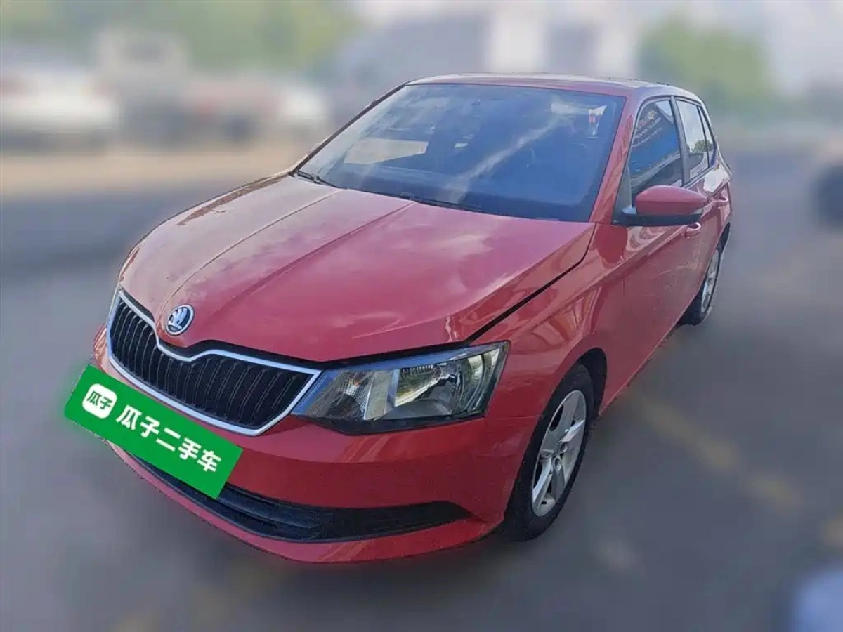 SKODA FABIA  2019