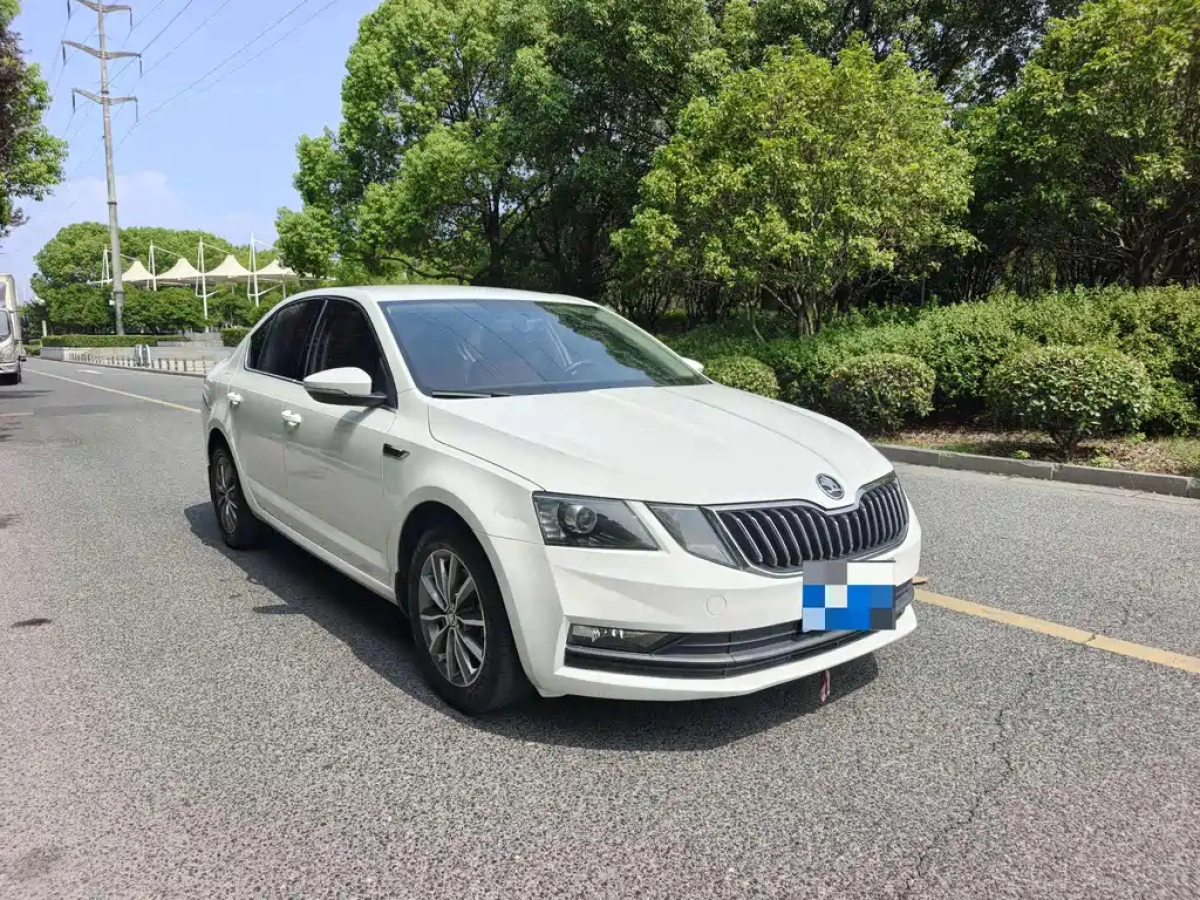 SKODA OCTAVIA
