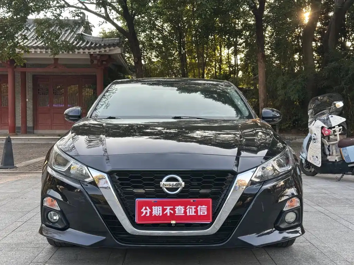 NISSAN TEANA