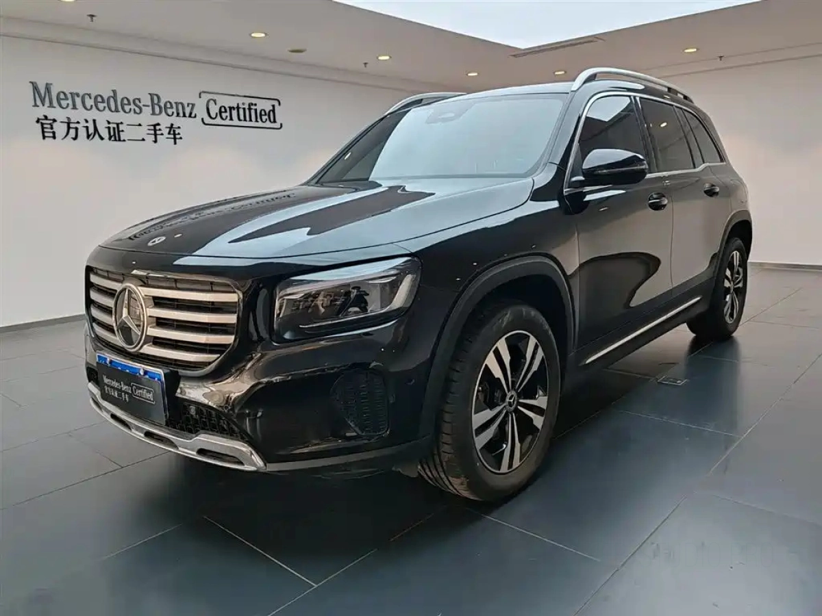 MERCEDES-BENZ GLB