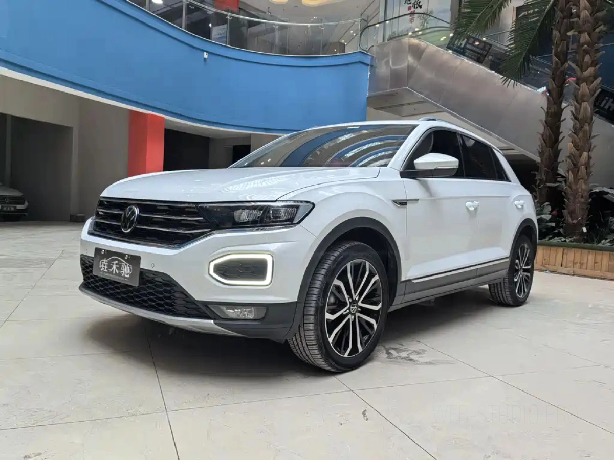 VOLKSWAGEN T-ROC  2022