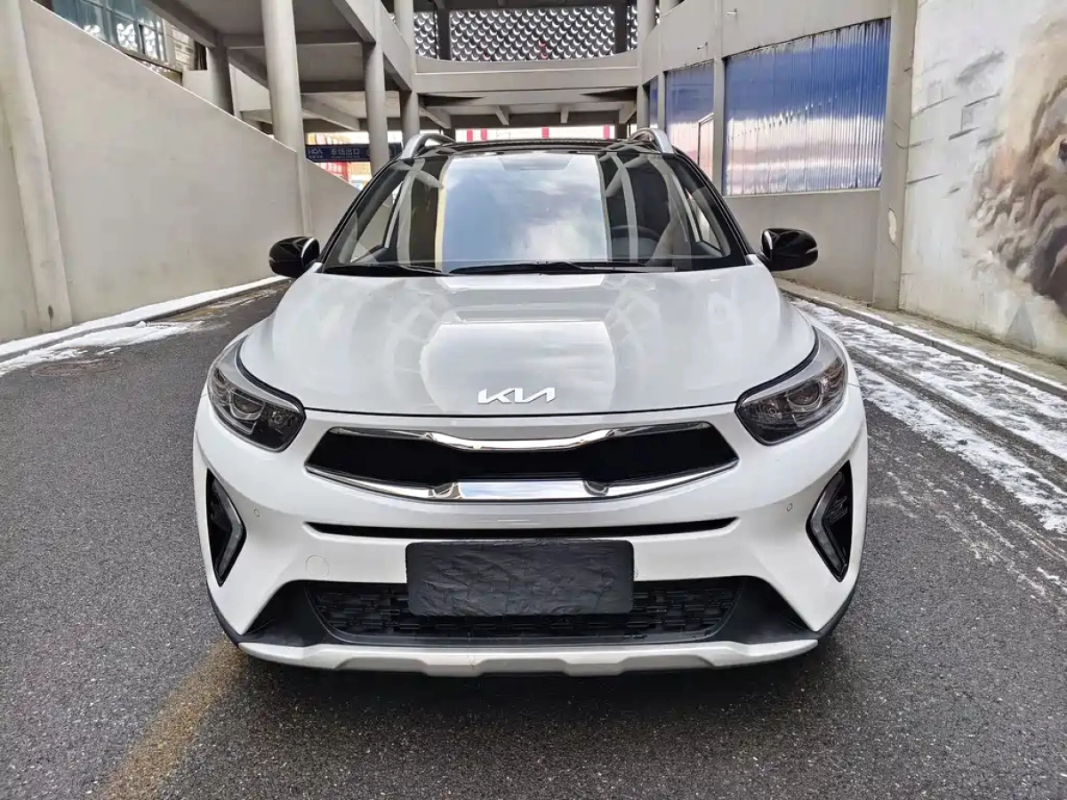 KIA KX1