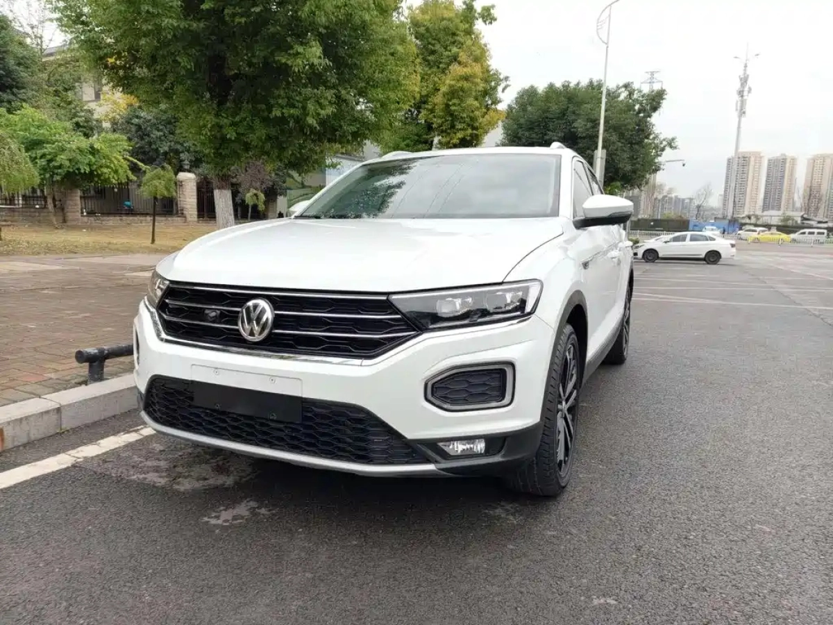 VOLKSWAGEN T-ROC