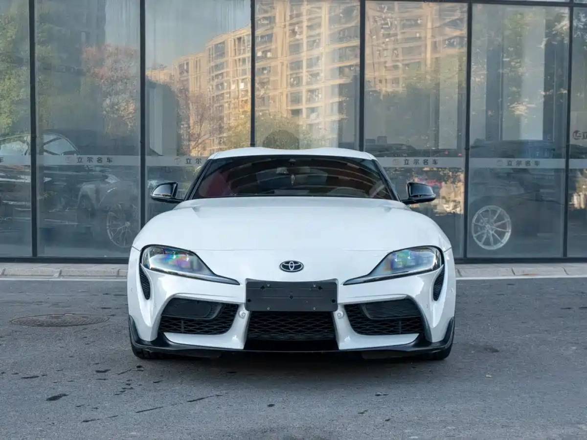 TOYOTA SUPRA