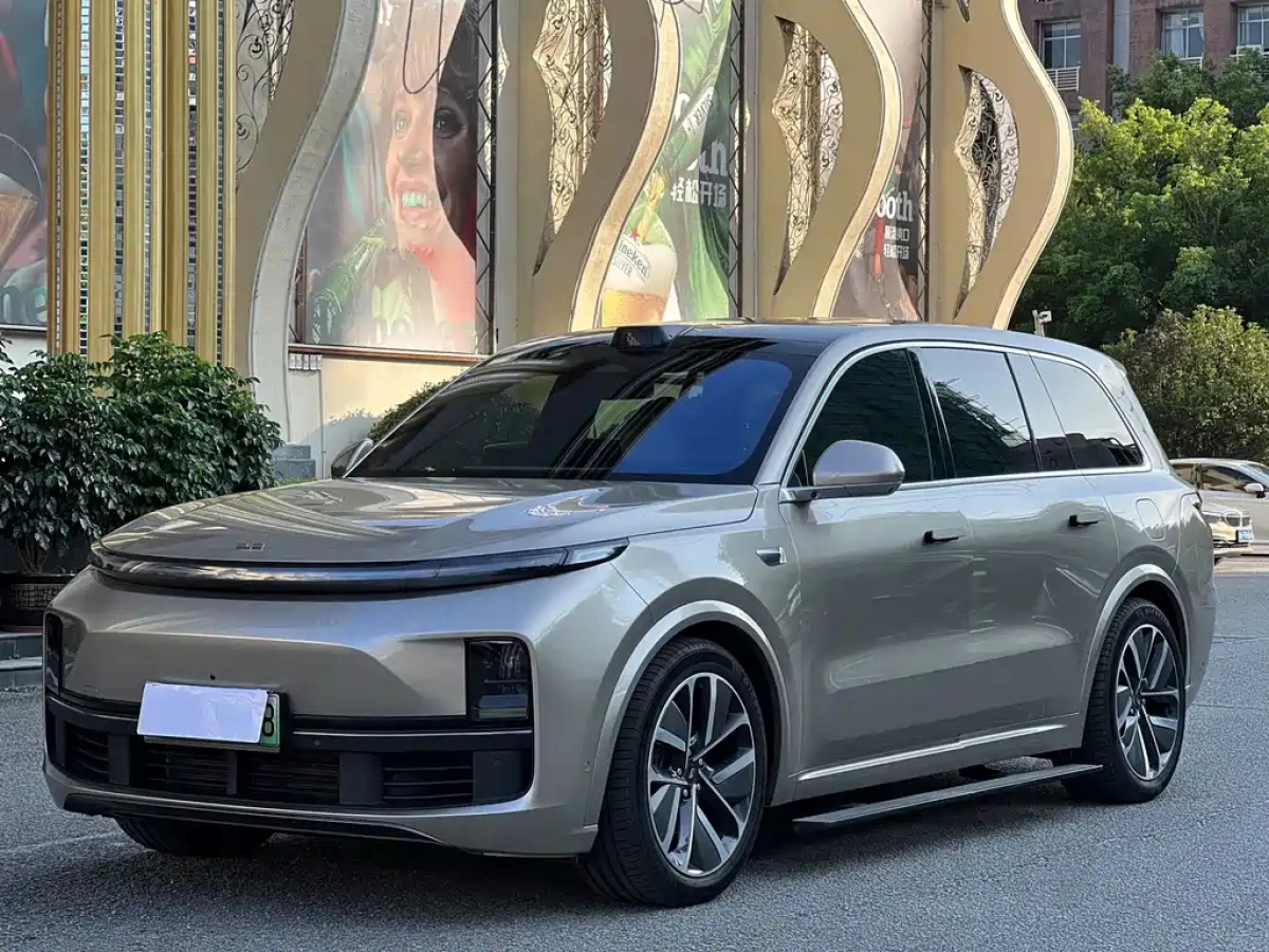LI AUTO L9  2024