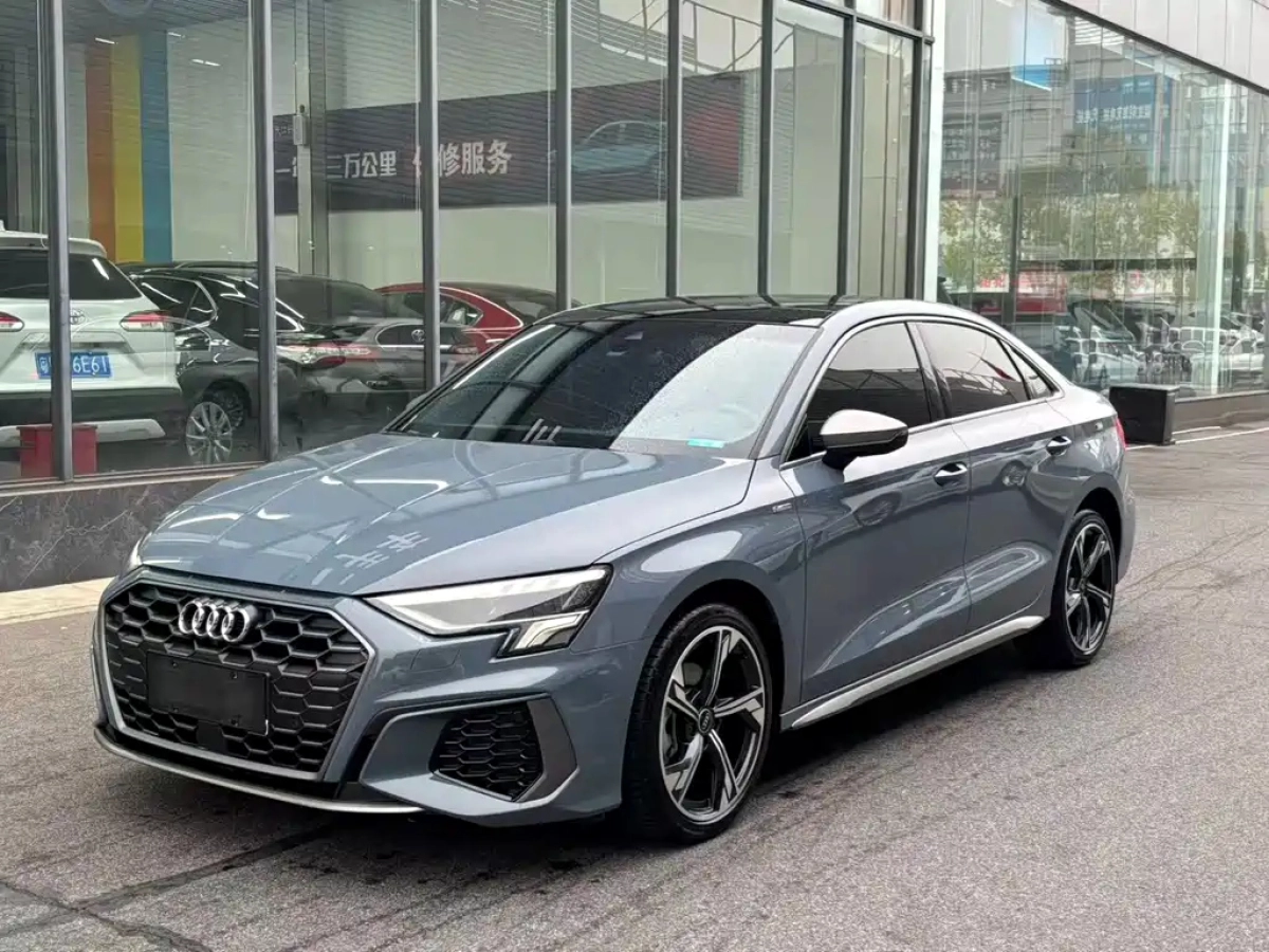 AUDI A3  2022