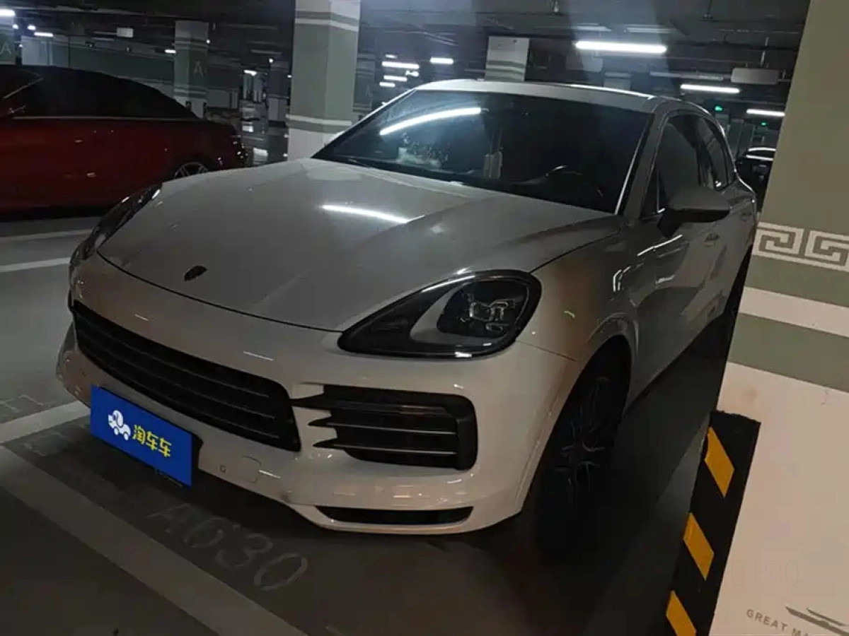 PORSCHE CAYENNE