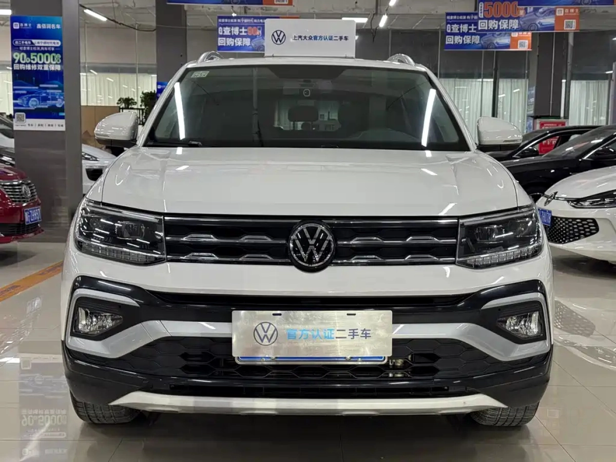 VOLKSWAGEN T-CROSS