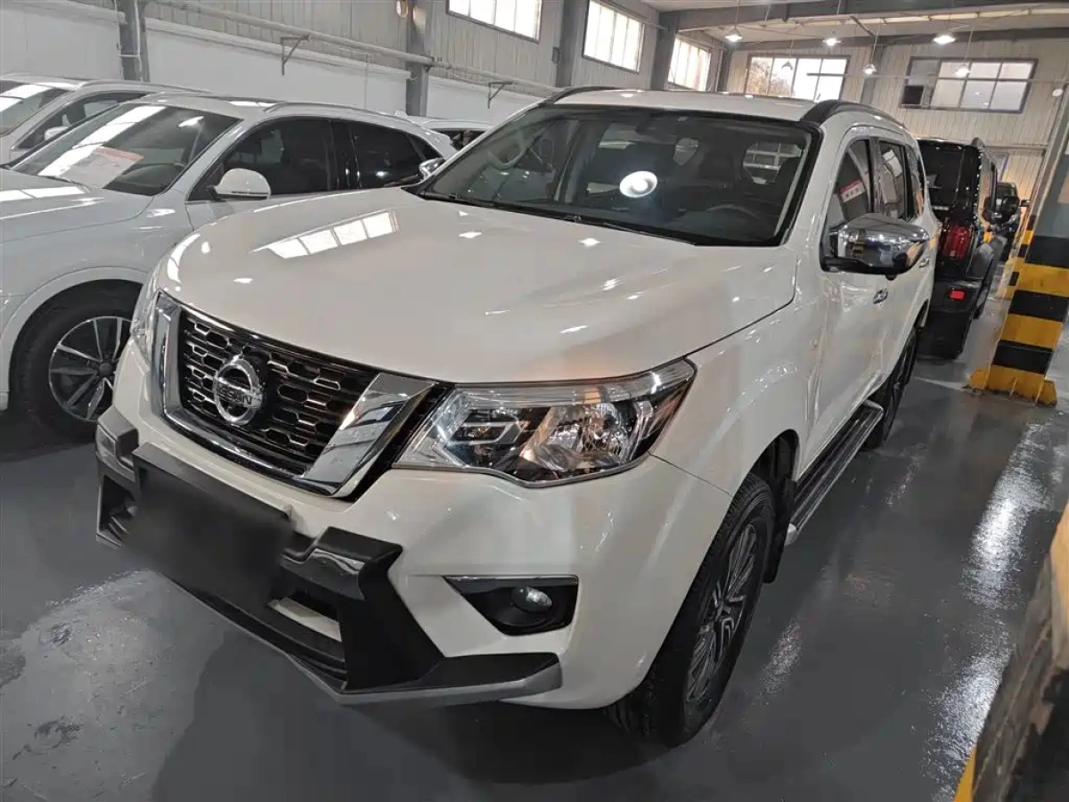 NISSAN TERRA