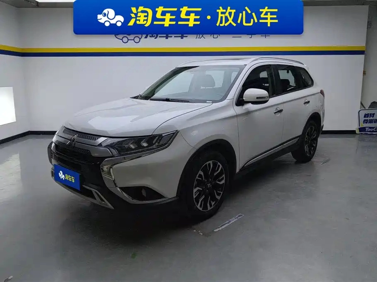 MITSUBISHI OUTLANDER  2021