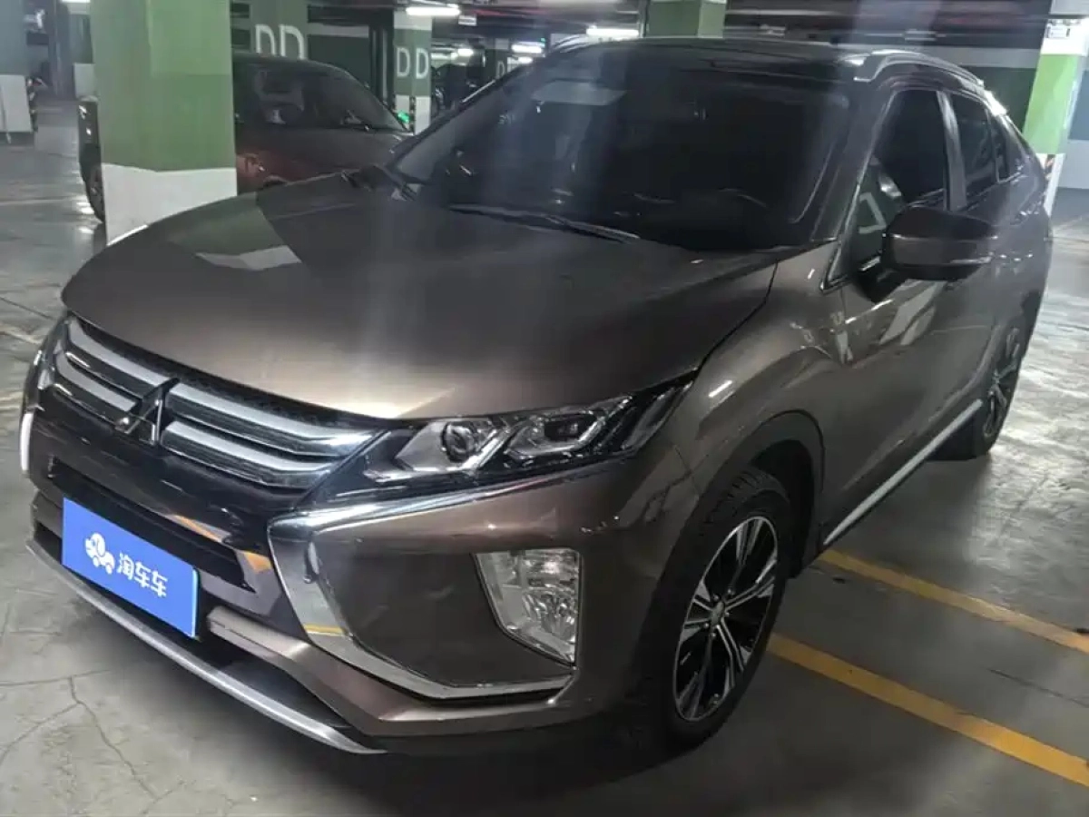 MITSUBISHI ECLIPSE CROSS  2020