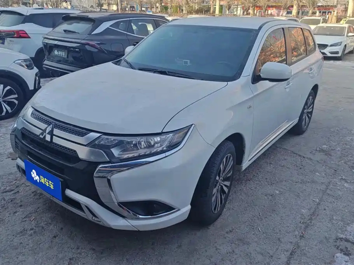 MITSUBISHI OUTLANDER  2021