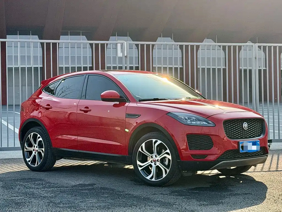 JAGUAR E-PACE