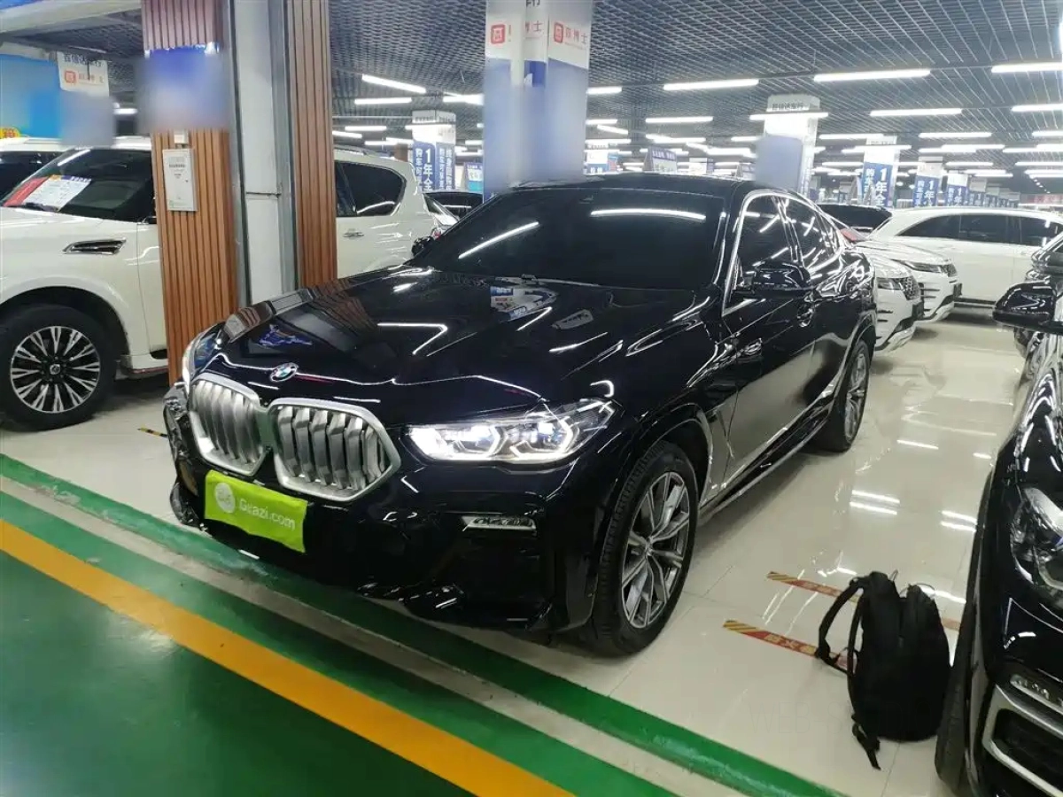 BMW X6  2021