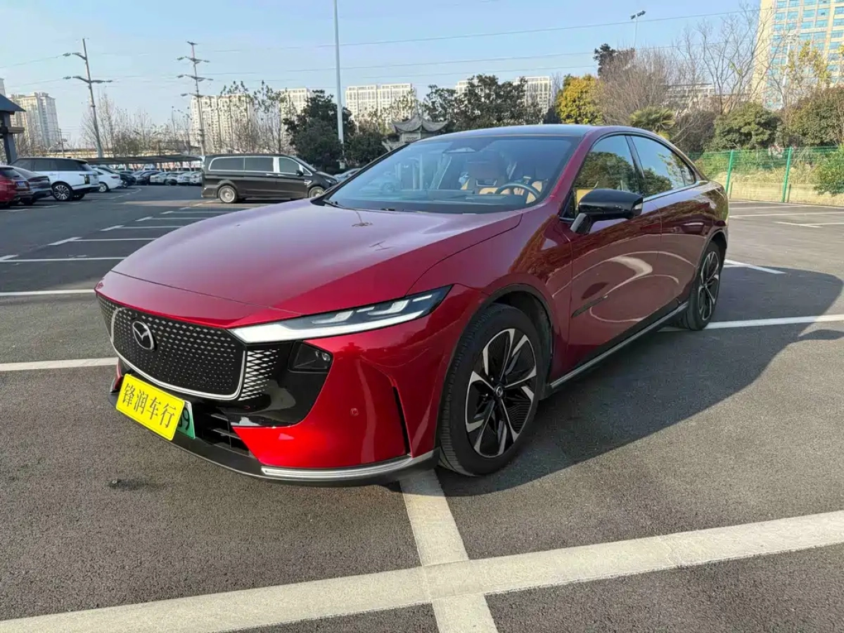 MAZDA EZ-6  2025