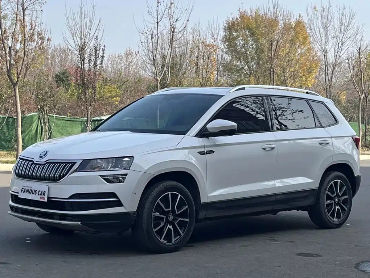 SKODA KAROQ  2020