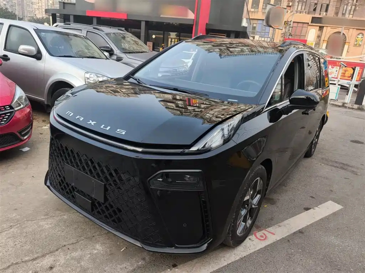 SAIC MAXUS G70  2024