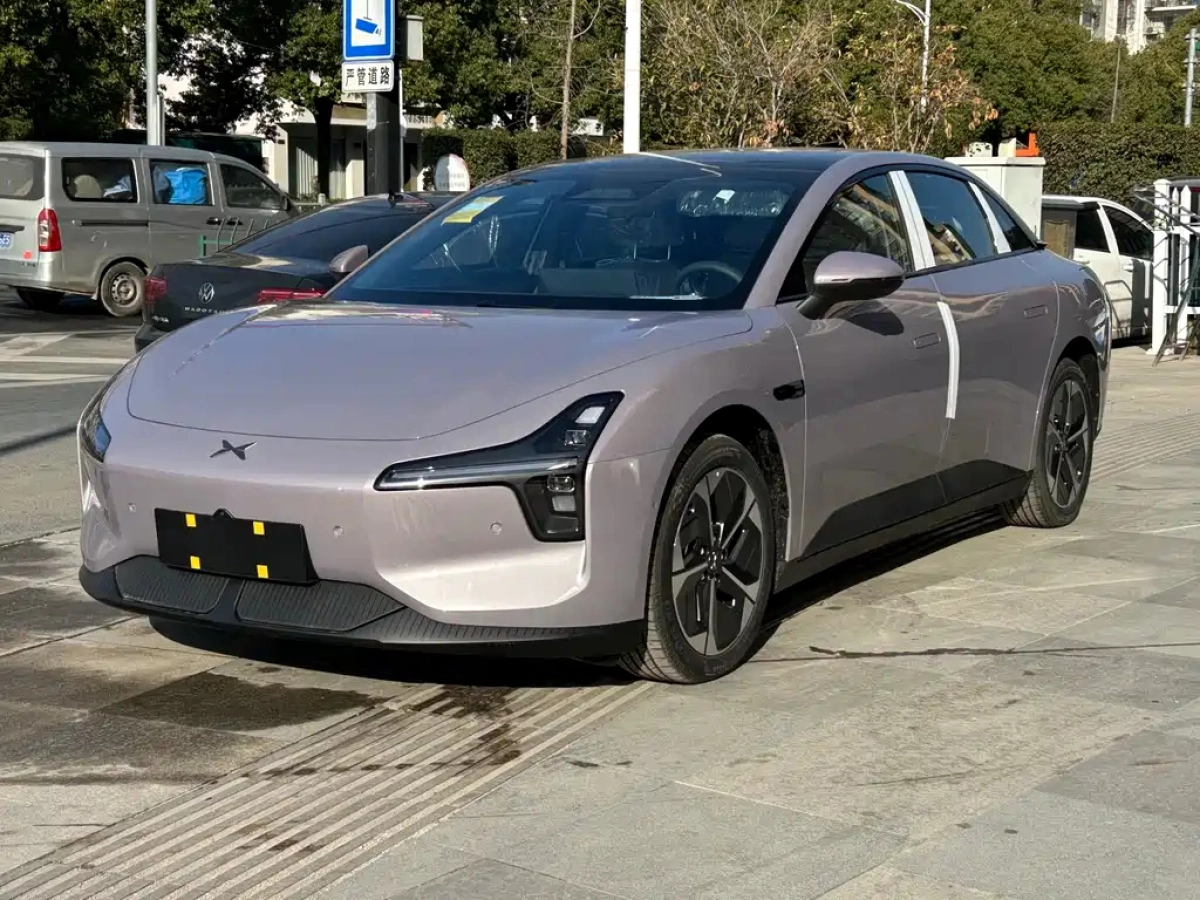 XPENG MONA M03  2026