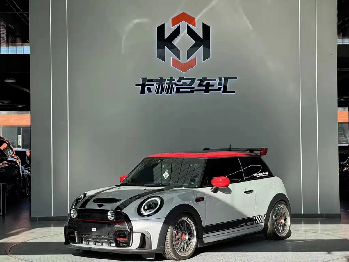 MINI JCW  2021