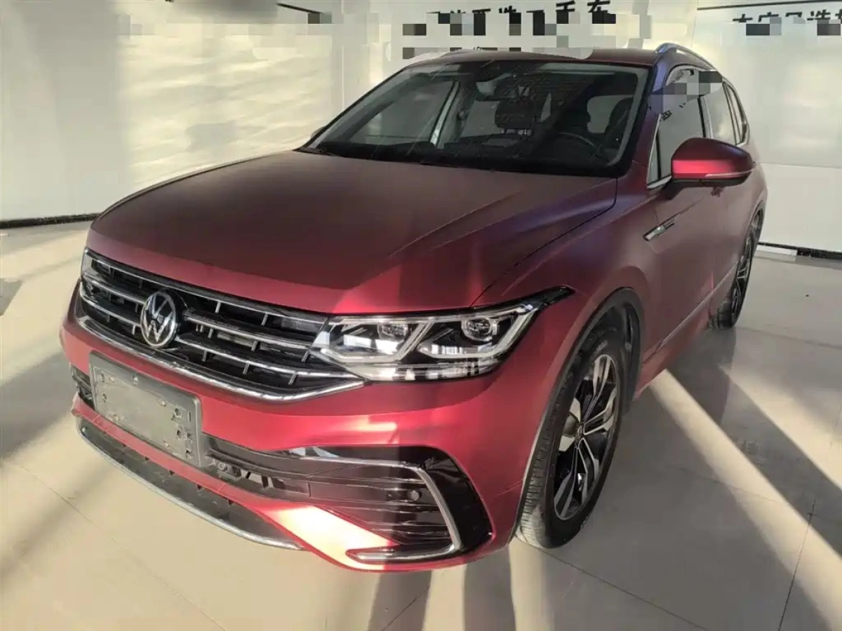 VOLKSWAGEN TIGUAN L