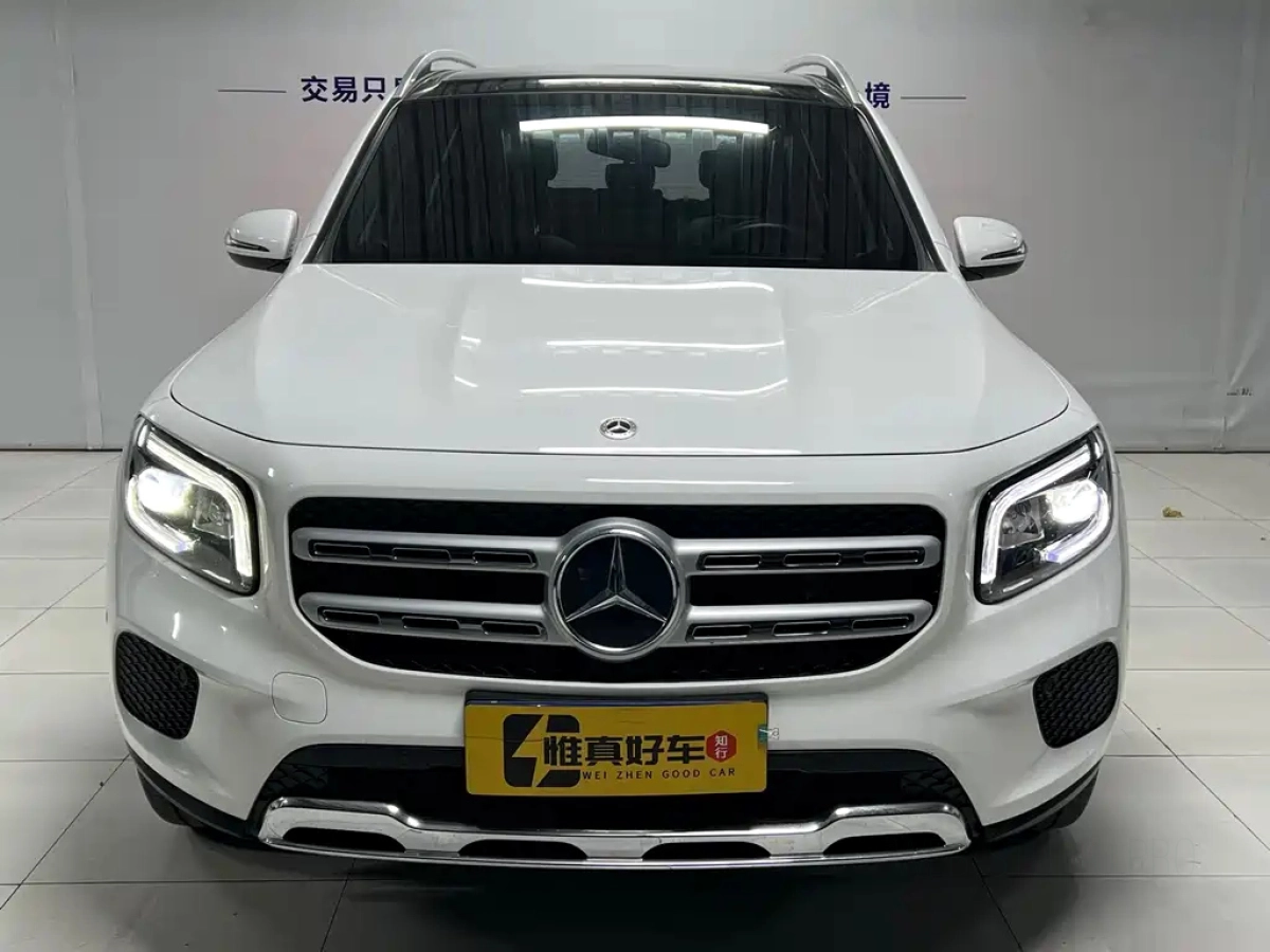 MERCEDES-BENZ GLB
