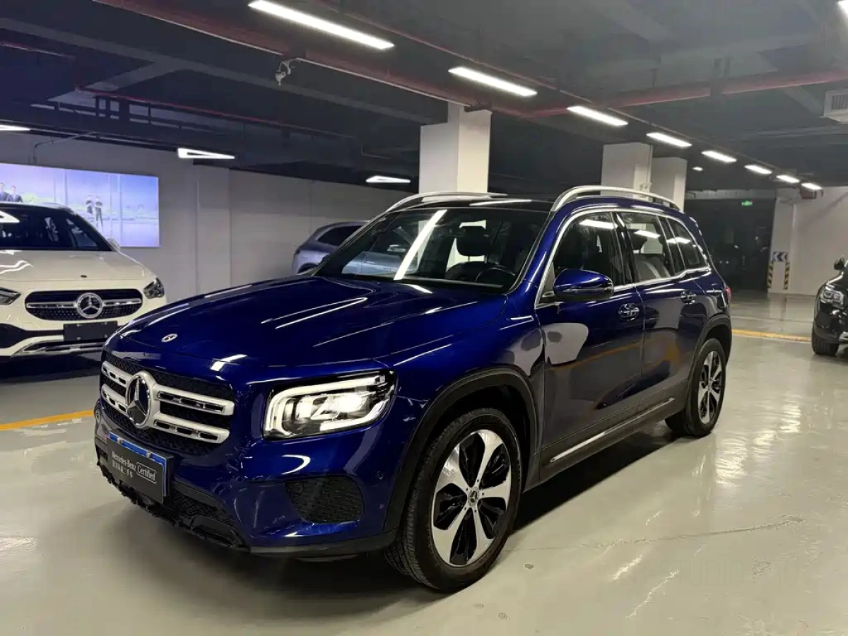 MERCEDES-BENZ GLB