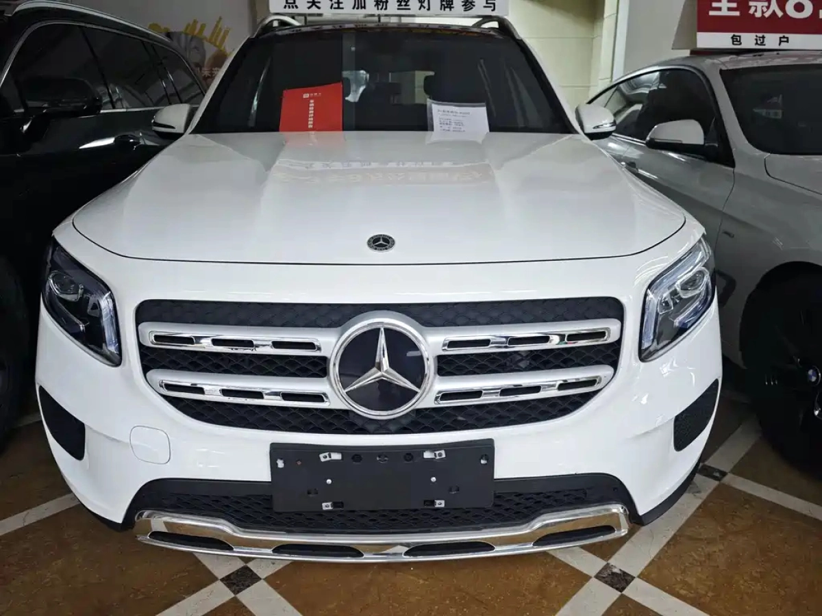 MERCEDES-BENZ GLB