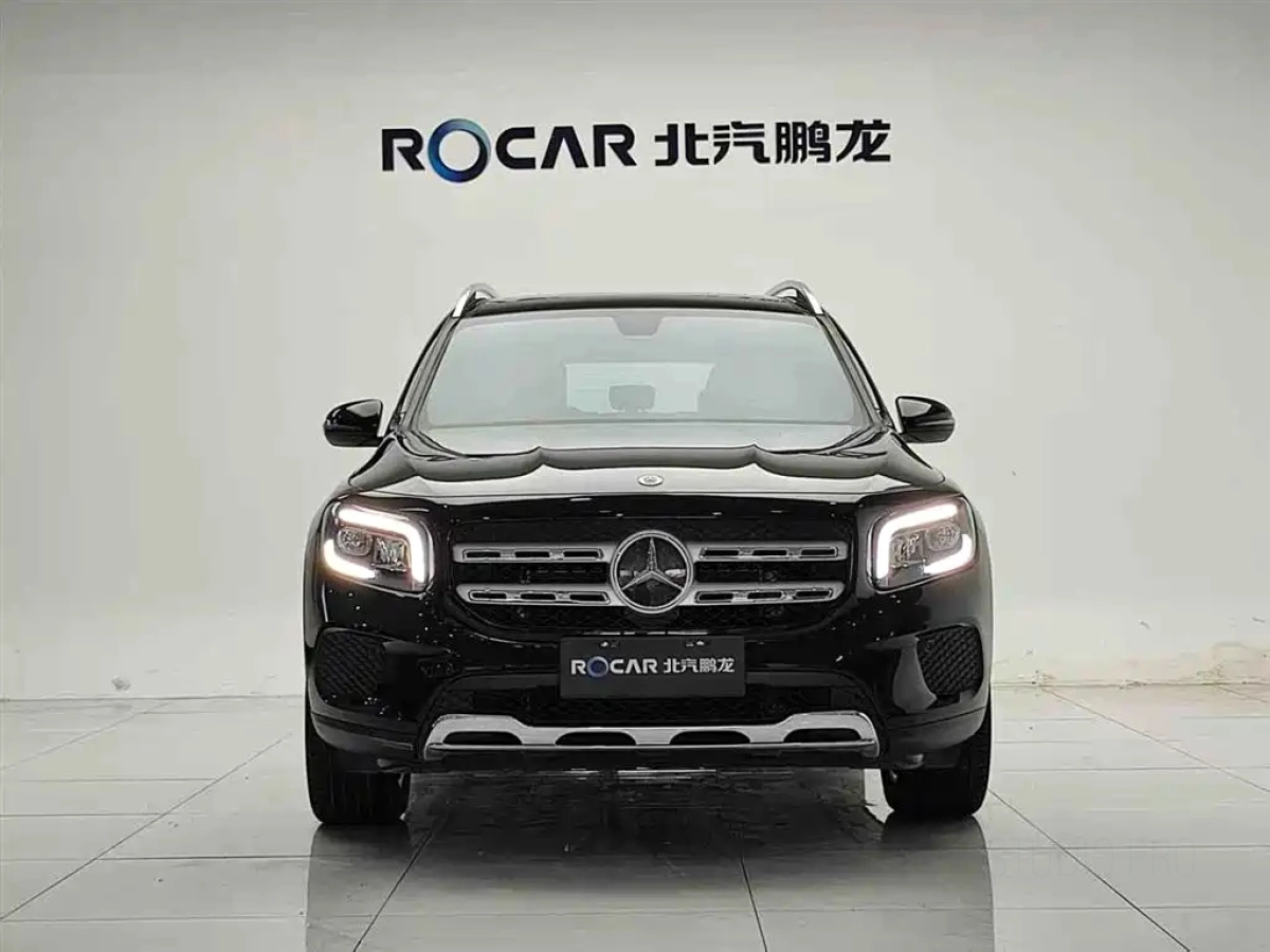 MERCEDES-BENZ GLB