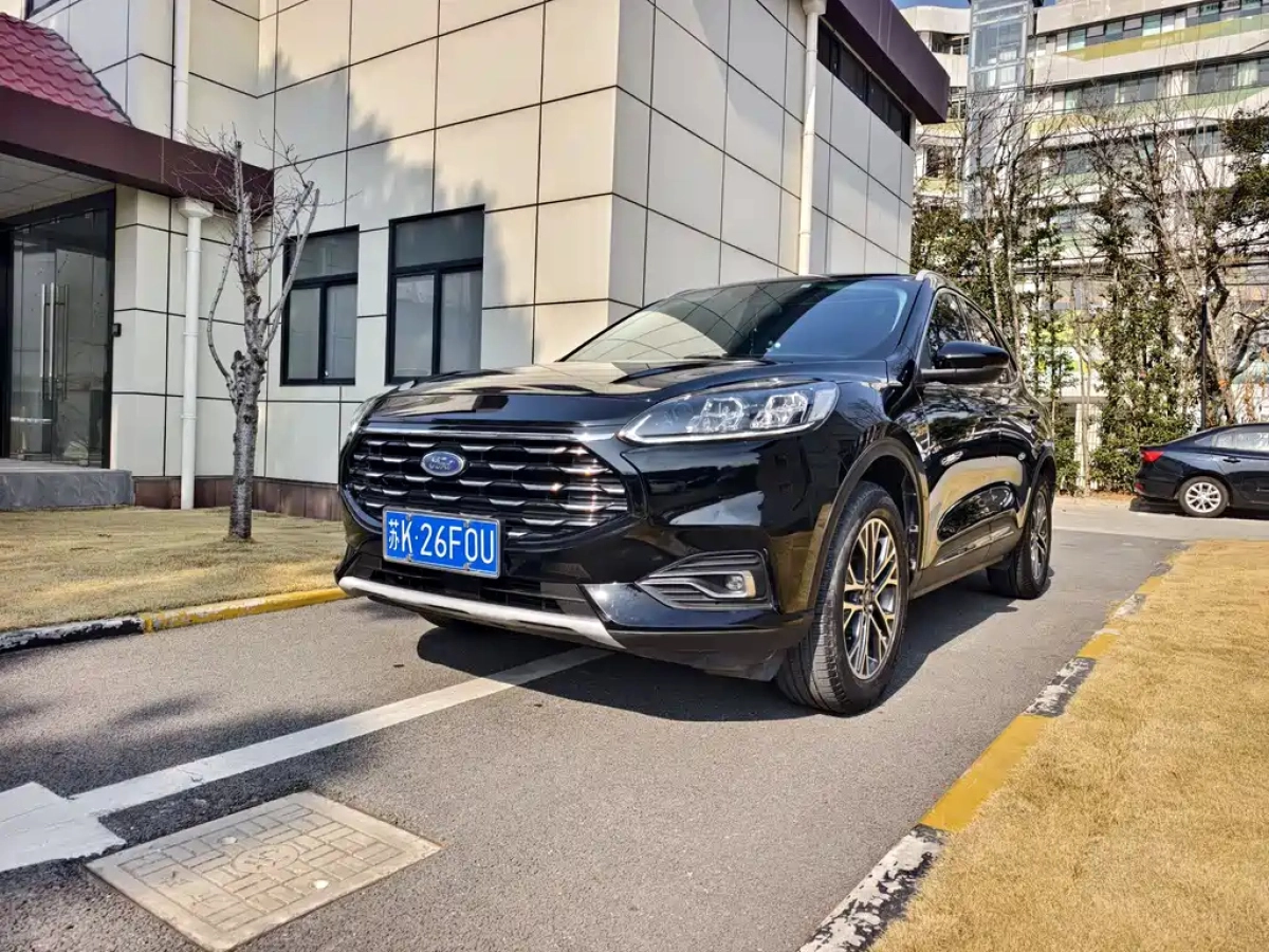 FORD ESCAPE  2020