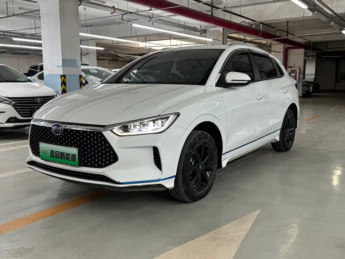 BYD E2