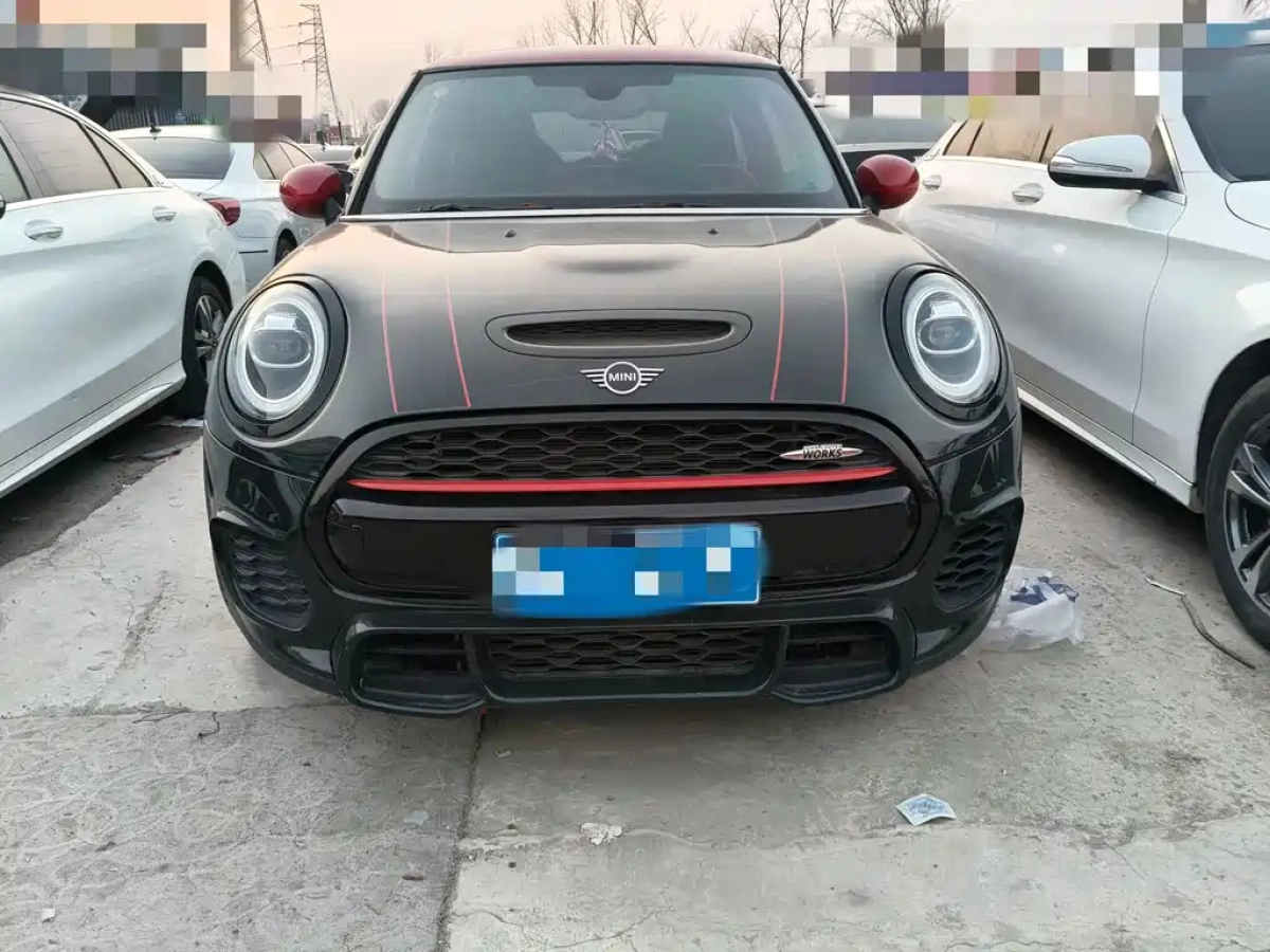 MINI JCW