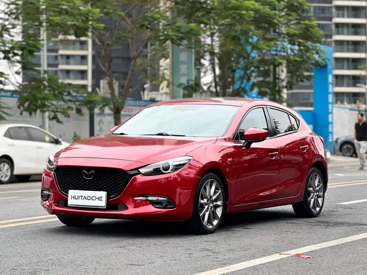 MAZDA 3 AXELA