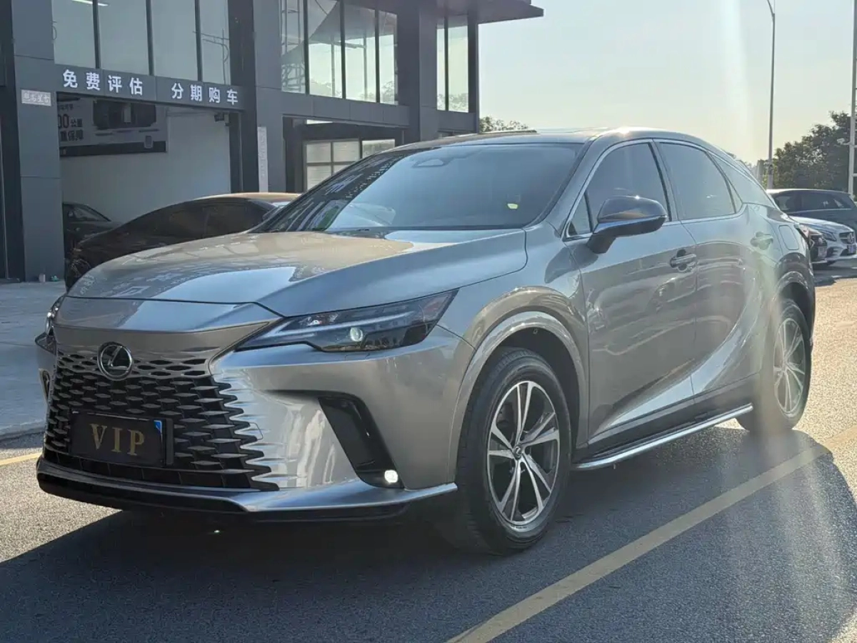 LEXUS RX  2025