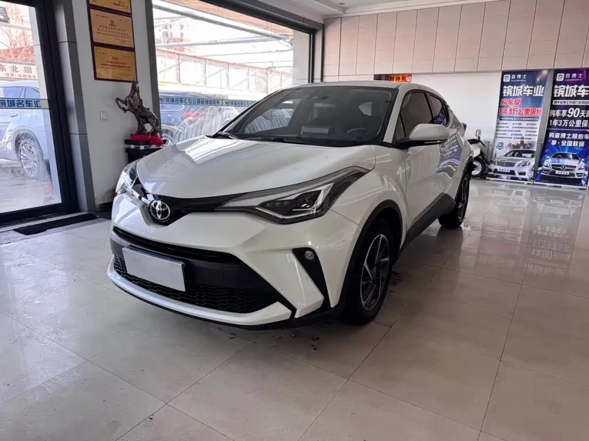 TOYOTA C-HR  2023