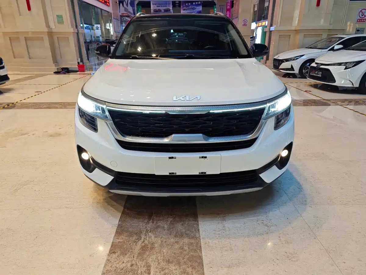 KIA KX3