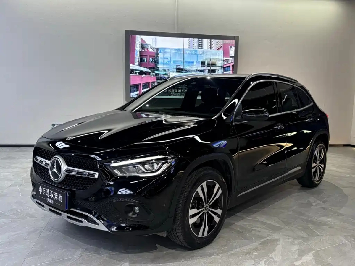 MERCEDES-BENZ GLA  2022