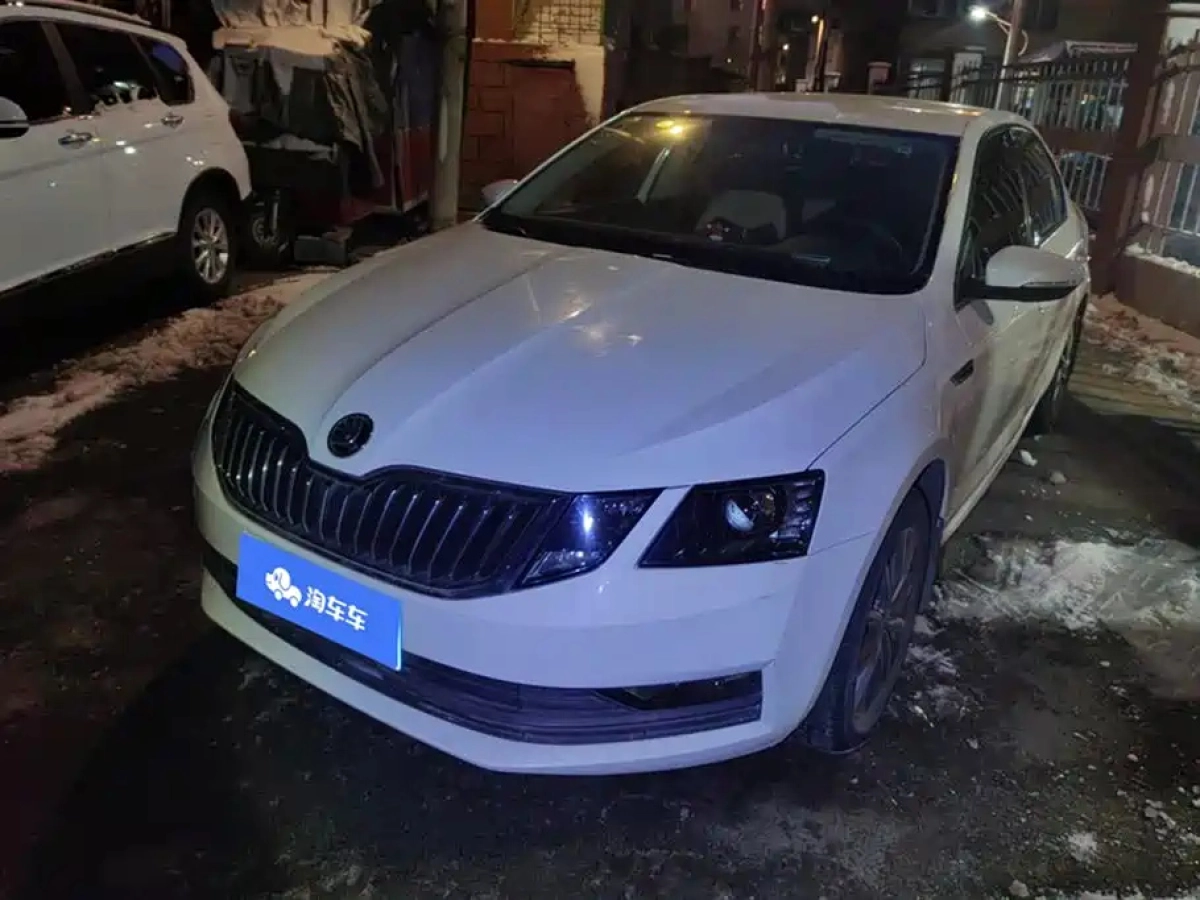 SKODA OCTAVIA  2019
