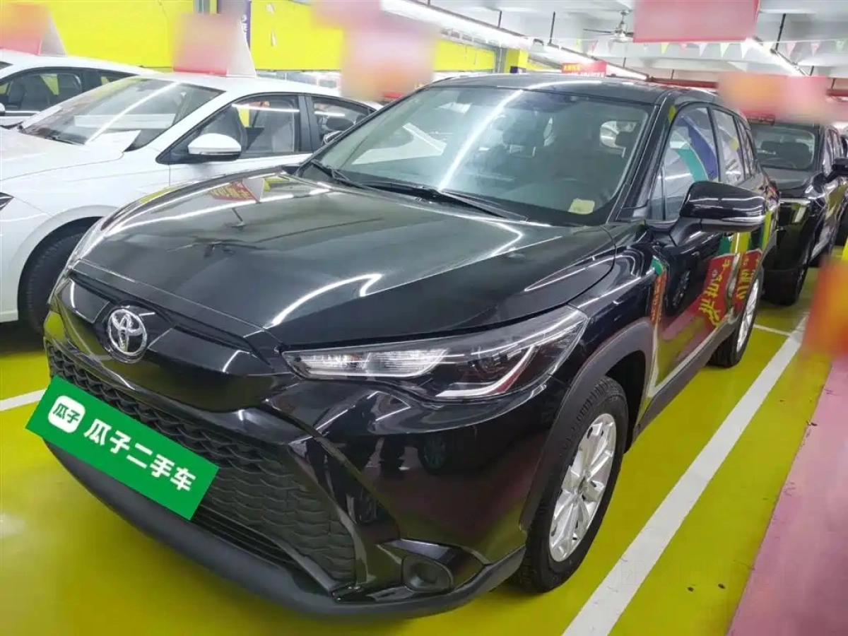 TOYOTA COROLLA CROSS