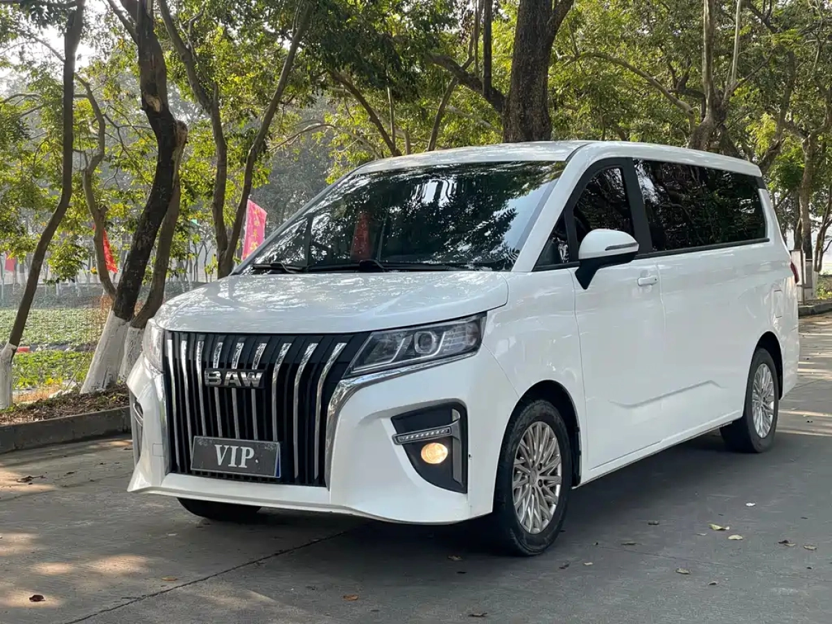 BAIC RISING M7  2023