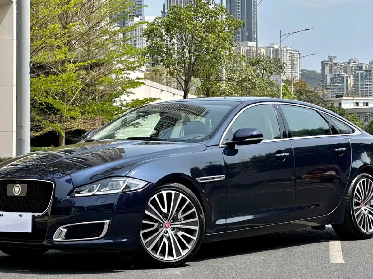 JAGUAR XJ  2019