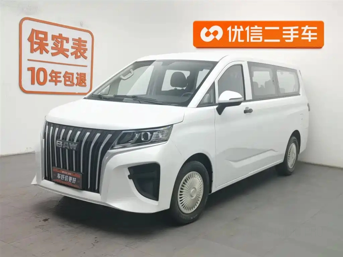 BAIC RISING M7  2024