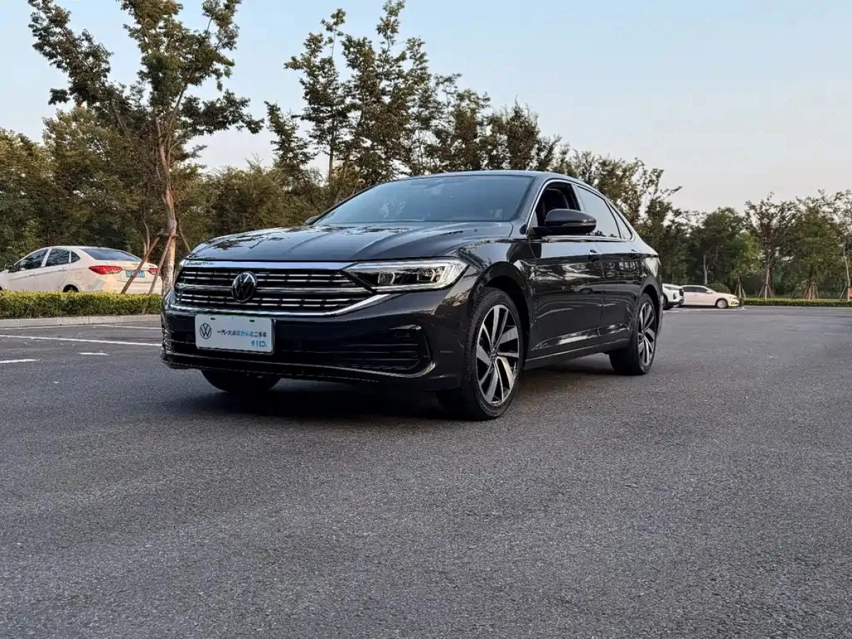 VOLKSWAGEN SAGITAR  2023