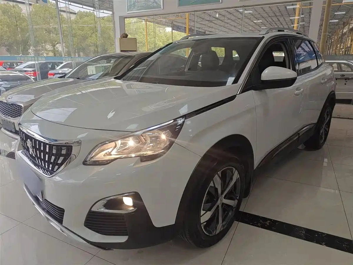 PEUGEOT 4008