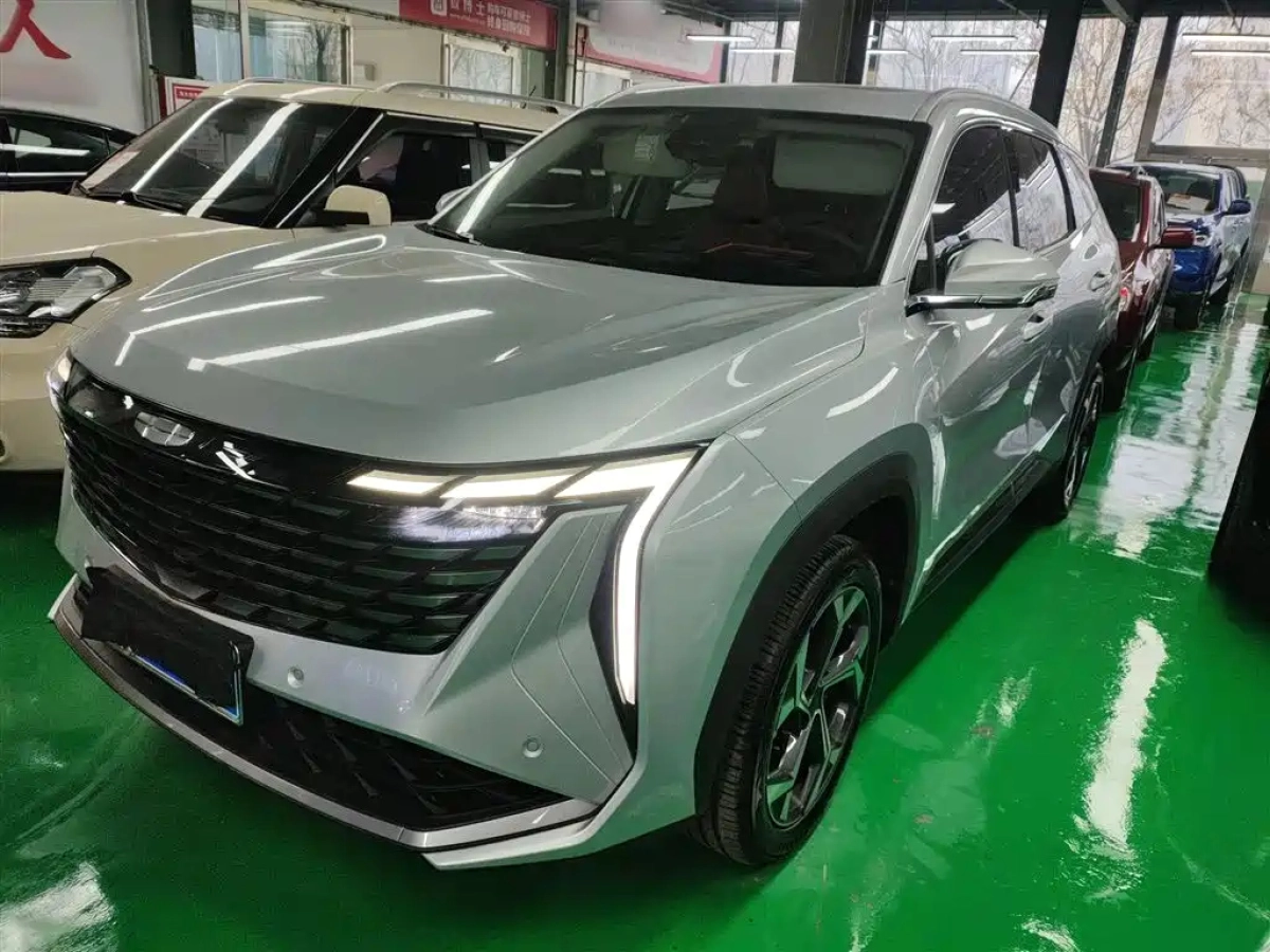 GEELY AUTO BOYUE L  2024