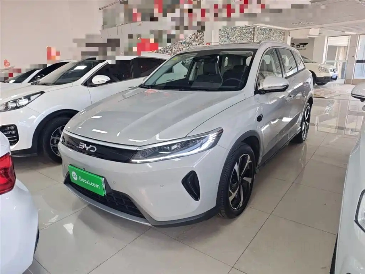BYD SEALION 05 DM-I  2025