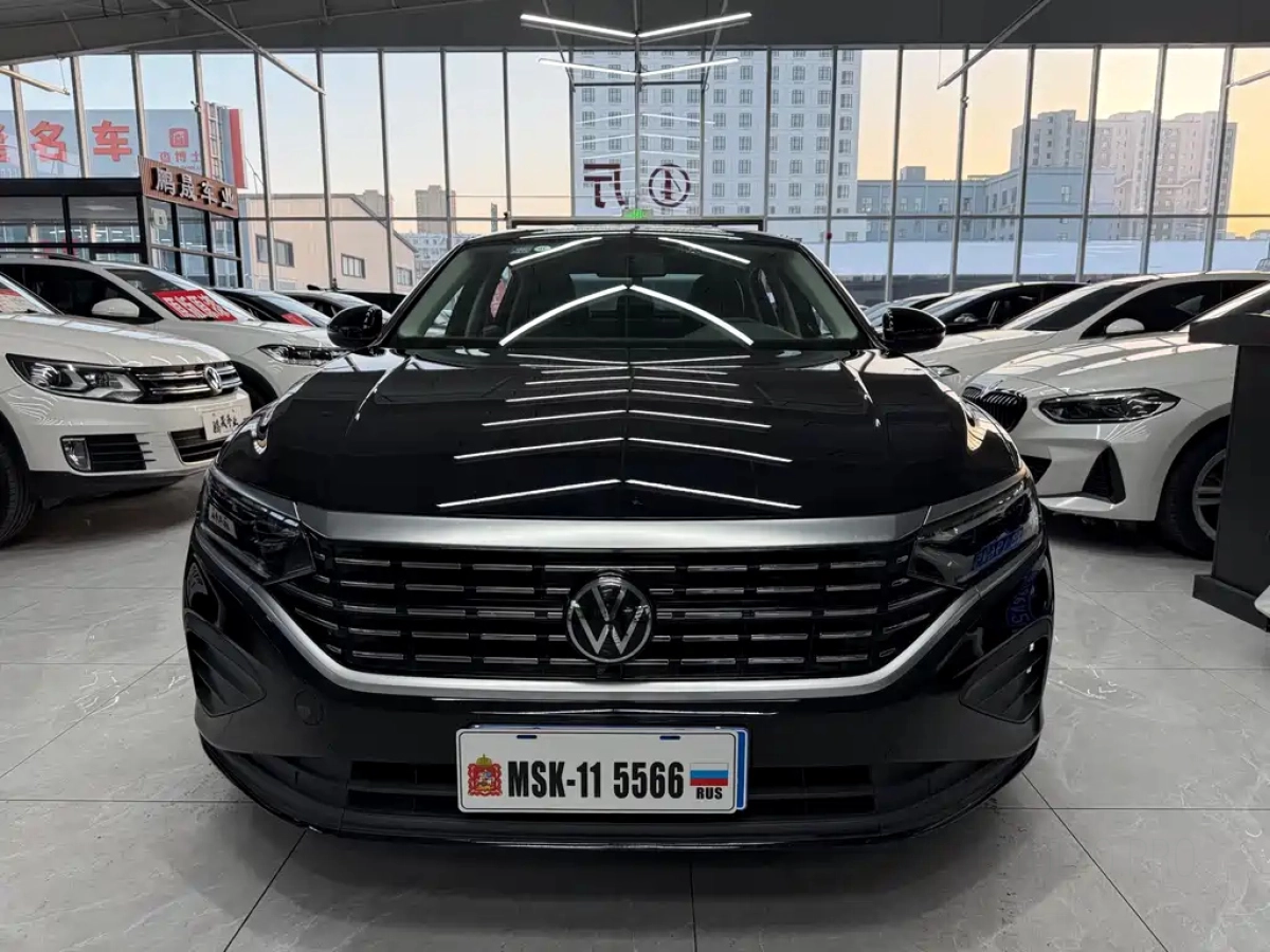 VOLKSWAGEN PASSAT